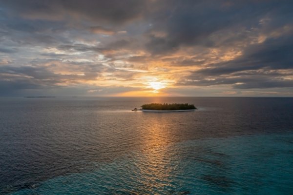 Dhawa Ihuru 